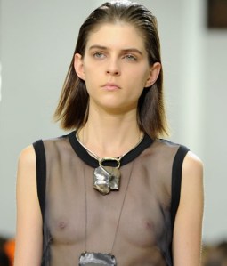 breast giambattista_valli_
